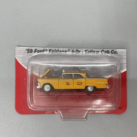 Classic Metal Works HO 1:87 Mini 1954 Ford Fairlane Yellow Taxi Cab Die Cast - Picture 1 of 3